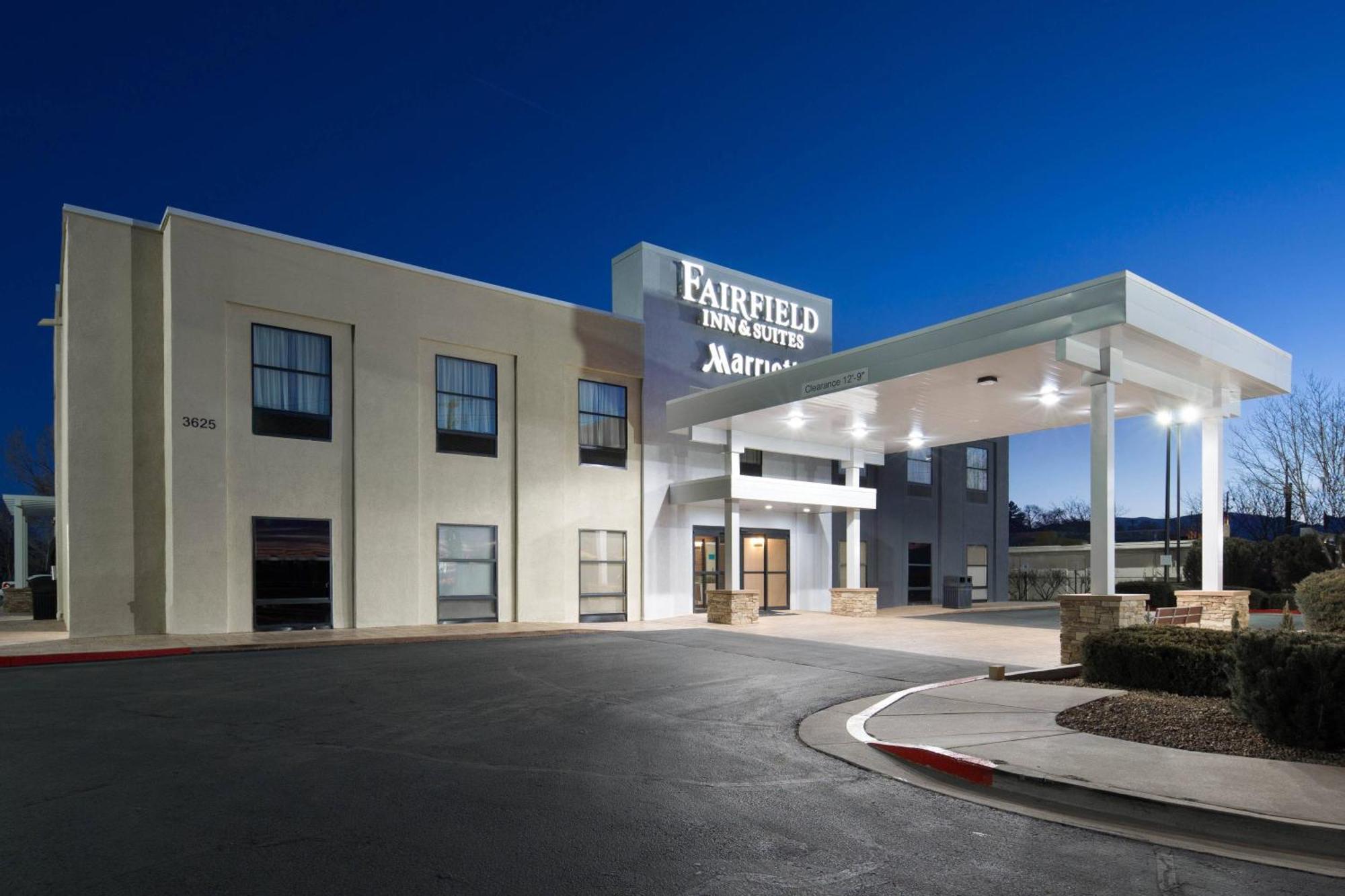 Fairfield Inn & Suites By Marriott Santa Fe Bagian luar foto